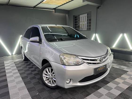 TOYOTA ETIOS 1.5 XLS SEDAN 16V FLEX 4P MANUAL TOYOTA ETIOS 1.5 XLS SEDAN 16V FLEX 4P MANUAL